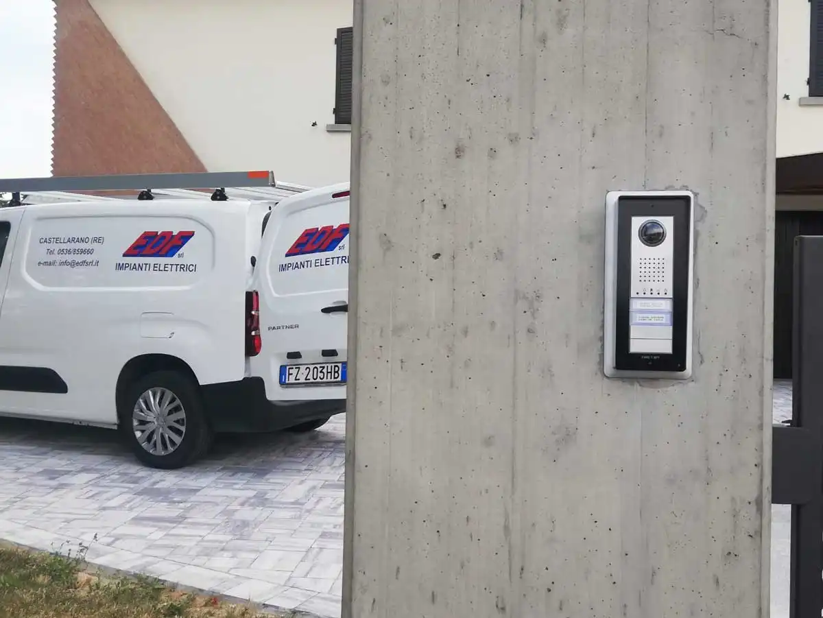 sistemi-videocitofonici-a-modena-e-reggio-emilia